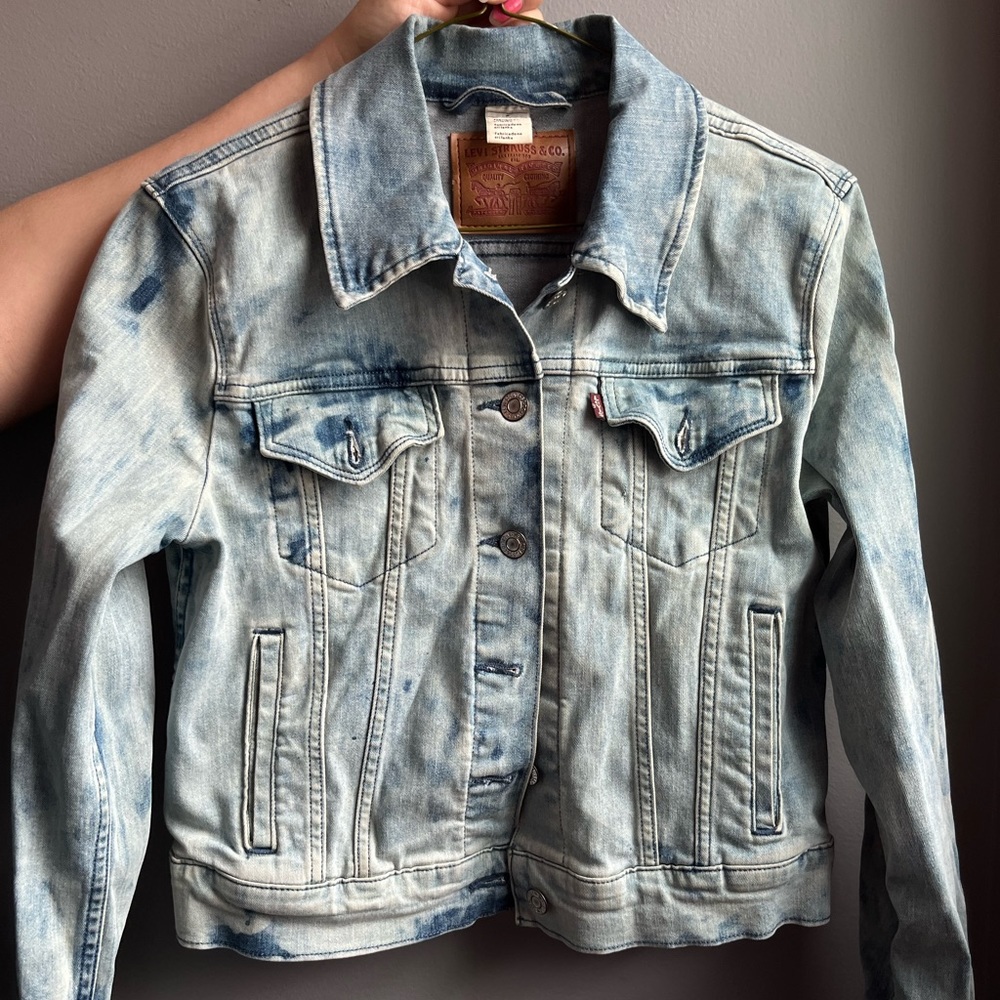 levi’s jean jacket
